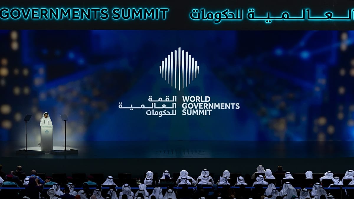 تستخدم دولة الإمارات الذكاء الاصطناعي للقضاء على البيروقراطية وتسريع الخدمات العامة