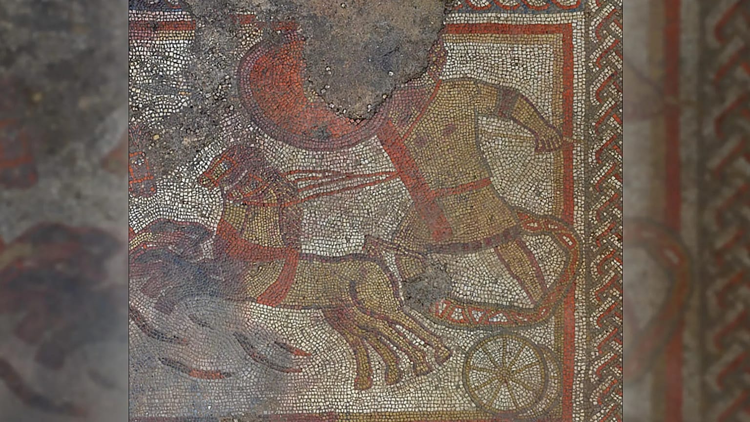 İngiltere'de keşfedilen Roma mozaiği