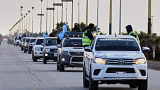 قوات الأمن التابعة لوزارة الداخلية السورية تصل إلى مطار القامشلي الدولي في شرق سوريا.