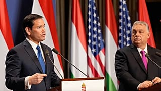 ABD Dışişleri Bakanı Marco Rubio (solda) ve Macaristan Başbakanı Viktor Orban, Budapeşte'de ortak basın toplantısı düzenledi, 16 Şubat 2026.