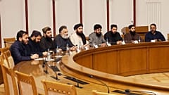 Afghanische Delegation bei den Minsker Gesprächen