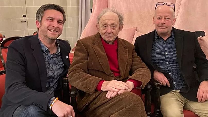 Frederick Wiseman (centre) with Euronews Culture's David Mouriquand (left) and Fred Ponsard (right)