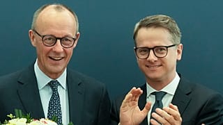Bundeskanzler Friedrich Merz (CDU) und CDU-Generalsekretär Carsten Linnemann