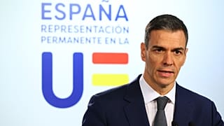 Premier Hiszpanii Pedro Sanchez przemawia podczas konferencji prasowej na zakończenie szczytu UE w Brukseli, 23 stycznia 2026 r.