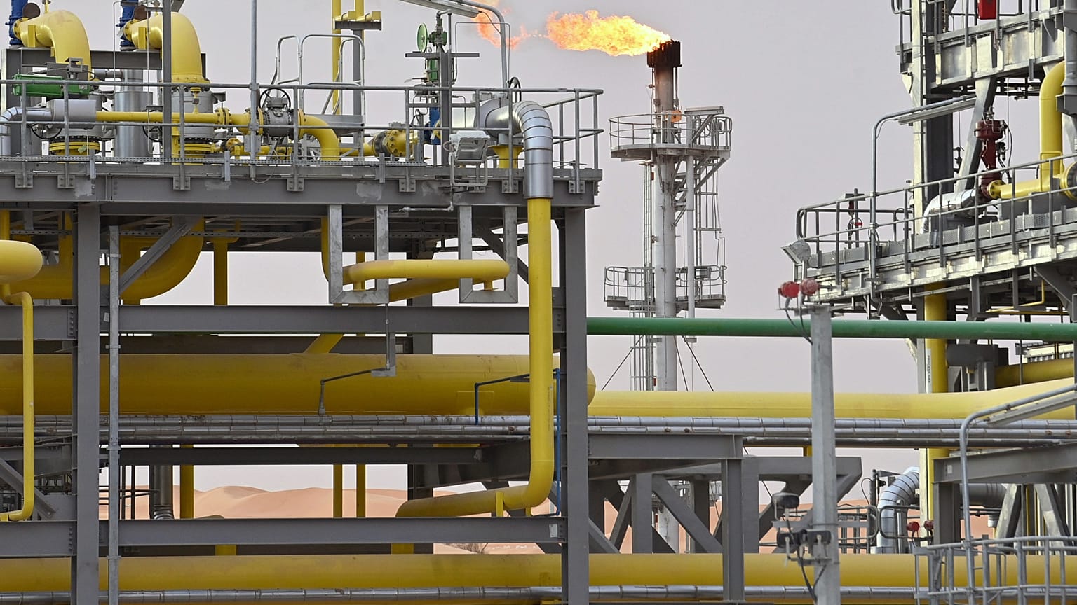 صورة لمجمع غاز حاسي با حمو في تيميمون، جنوب غرب الجزائر، بتاريخ 23 فبراير 2024. (صورة من وكالة أسوشيتد برس/ستر)