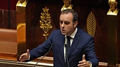 Le Premier ministre français Sébastien Lecornu à la tribune de l'Assemblée nationale à Paris, le 16 octobre 2025.