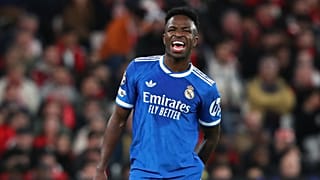 Vinicius Jr. queixou-se de ter sido alvo de insultos racistas após marcar no jogo da Liga dos Campeões frente ao Benfica no Estádio da Luz, 17 de fevereiro de 2026