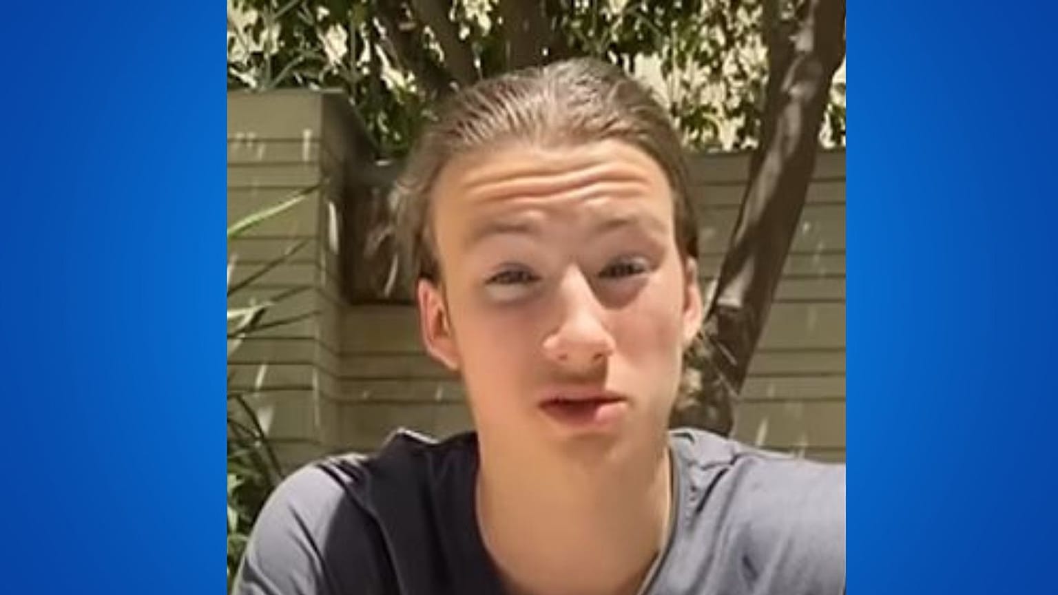 لنار مونترلوس