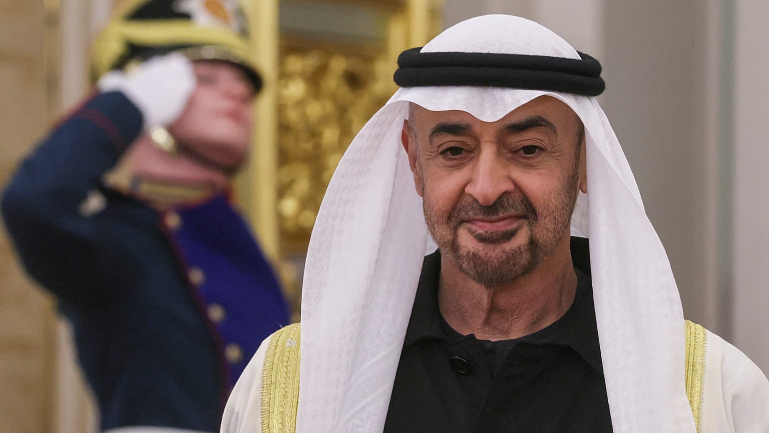 رئيس دولة الإمارات الشيخ محمد بن زايد آل نهيان