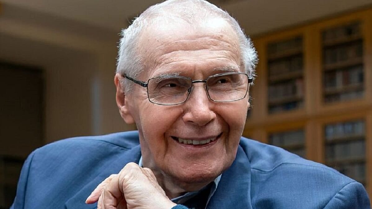 Happy Birthday György Kurtág! Legendary Hungarian composer hits 100