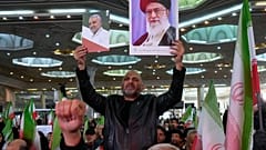 Khamenei párti tüntetők Teheránban, 2026 február 18.
