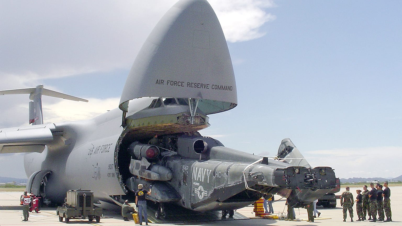 هواپیمای ترابری سوپر گلکسی