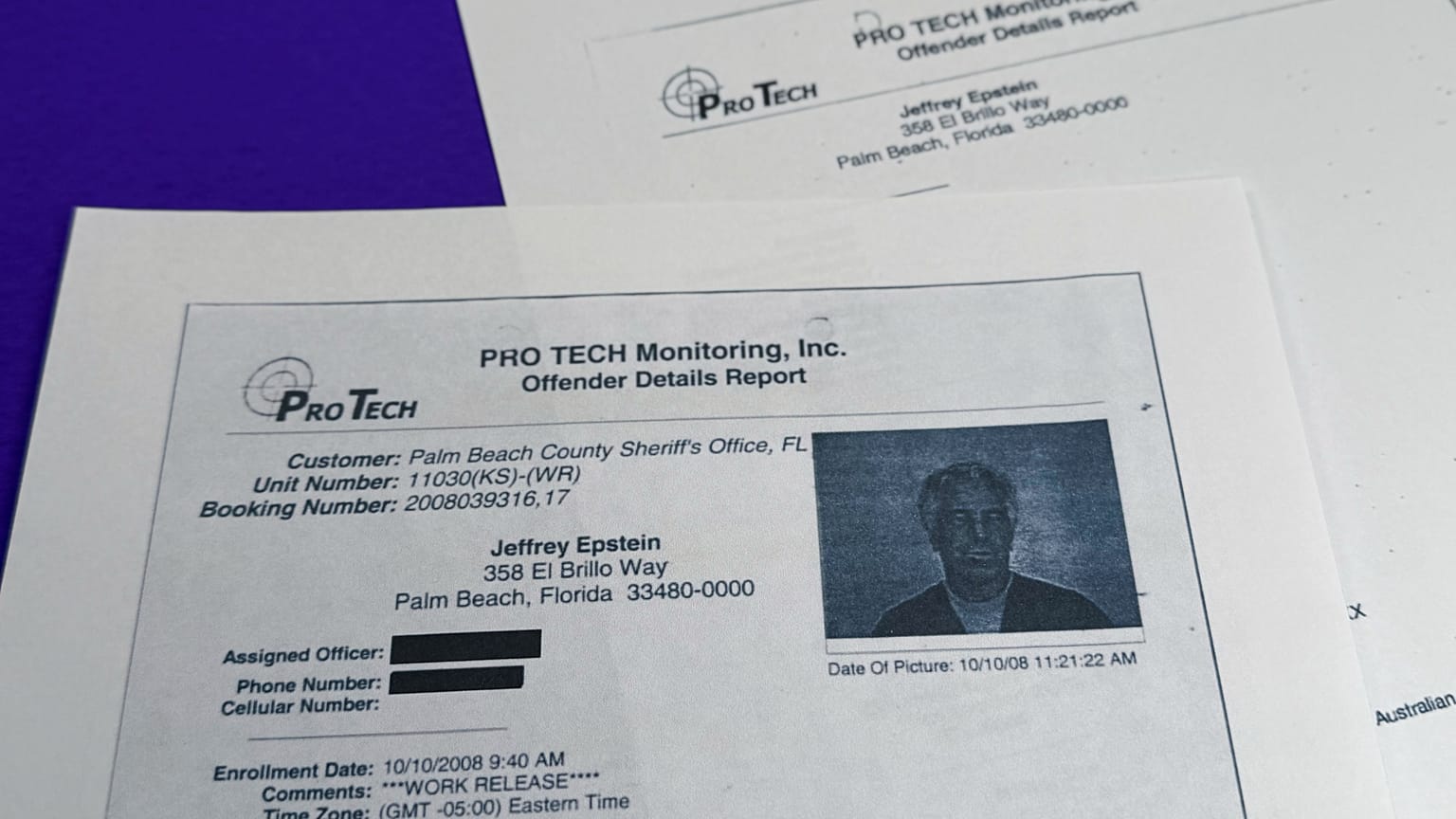تُظهر وثيقةٌ أُدرجت ضمن ملفات جيفري إبستين التي نشرتها وزارة العدل الأمريكية، والتي التُقطت صورتها يوم الخميس 5 فبراير/شباط 2026، عملية مراقبةٍ لإبستين في عام 2008. (صورة من و