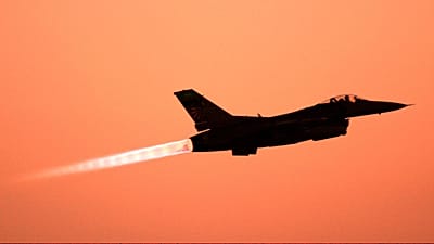 جنگنده «اف ۱۶» آمریکا