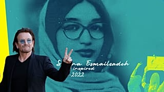 بونو، خواننده اصلی گروه راک «یوتو» و تصویر سارینا اسماعیل‌زاده از اسکرین‌شات ویدیو