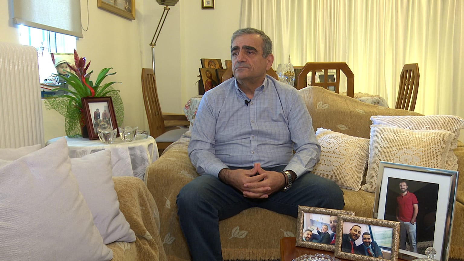 Βασίλης Χατζηχαραλάμπους