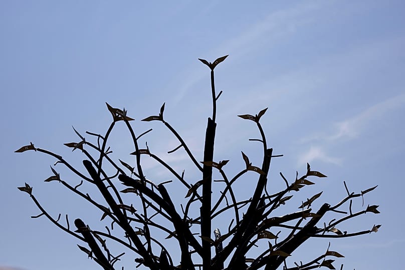 Μνημείο για τα θύματα του δυστυχήματος στα Τέμπη