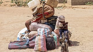 Chad closes border with Sudan following clashes 
