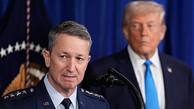 دن کین و دونالد ترامپ