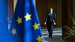 Stephane Séjourné chega para a reunião semanal do Colégio de Comissários da UE na sede da UE em Bruxelas, em maio de 2025.