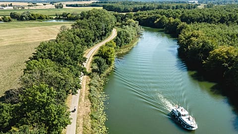 La Voie Bleue at Savoyeux in France 