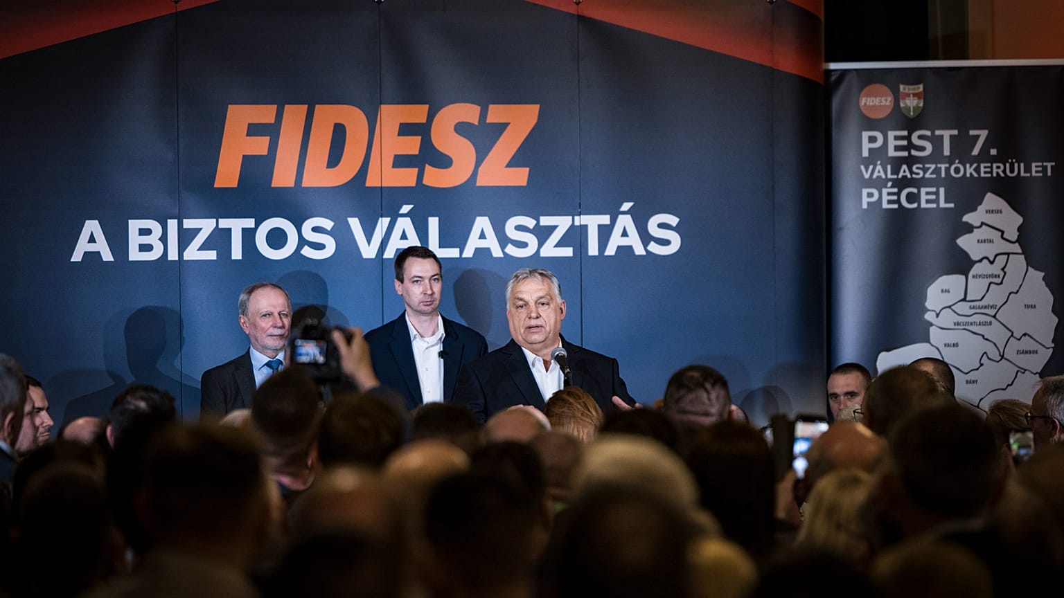 Orbán Viktor miniszterelnök Sülysápon 2026. február 23-án.