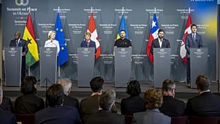 Ghanaian FM asks Ukraine to release two prisoners of war from Ghana