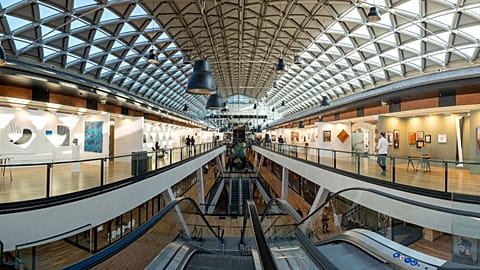 Kiállítás a Bálnában