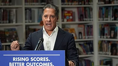 Alberto Carvalho, superintendente do Distrito Escolar Unificado de Los Angeles,  na quinta-feira, 9 de outubro de 2025.