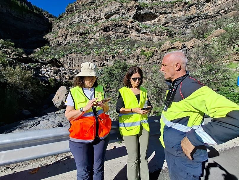 Σαντιάγκο Ραμίρεζ , Νίεβες Χιμένεθ και Ισαμπέλ Μόντες