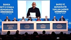 DEM Parti Öcalan'ın yeni bir fotoğrafını yayınladı
