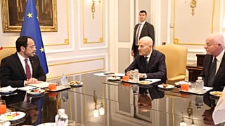 Η συνάντηση στο ξενοδοχείο St. Regis Rome