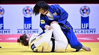 En -63 kg, la Japonaise TANIOKA Narumi a démontré sa domination en s’imposant face à l’expérimentée Catherine BEAUCHEMIN-PINARD