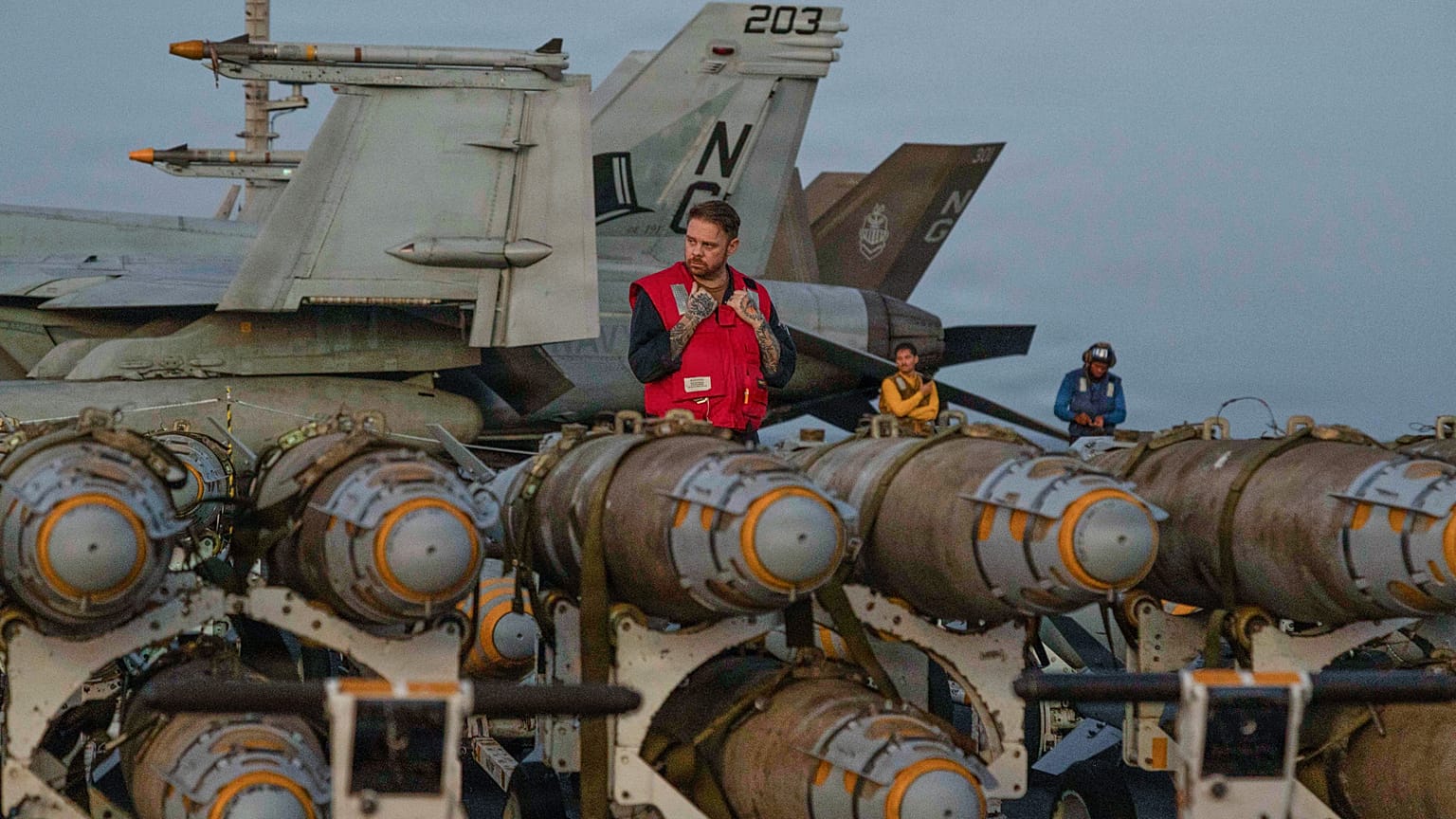 Το αμερικανικό αεροπλανοφόρο USS Abraham Lincoln