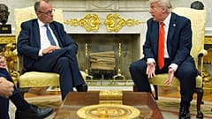 Bundeskanzler Friedrich Merz besucht Donald Trump zum zweiten Mal im Oval Office.