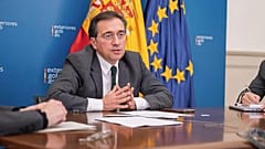 Ο υπουργός Εξωτερικών της Ισπανίας José Manuel Albares Bueno σε συνάντηση μετά την κλιμάκωση των εντάσεων στη Μέση Ανατολή.