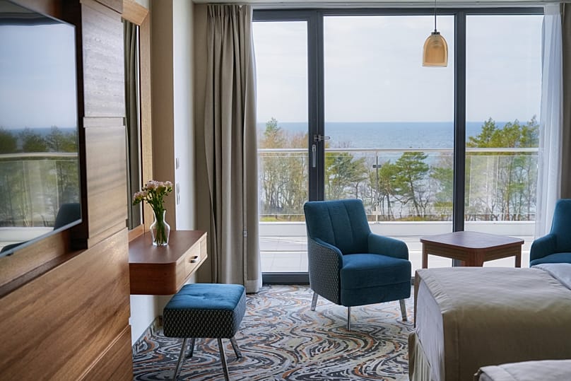 1,200 rooms are to accommodate up to 3,000 guests.