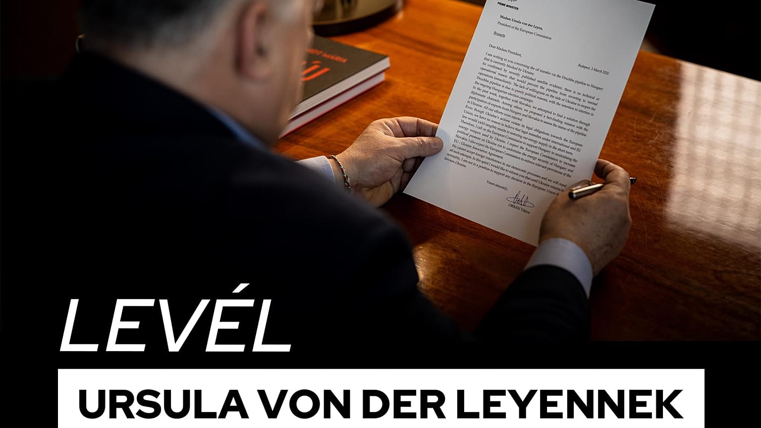 A miniszterelnöki poszt borítóképe