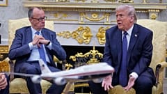  التقى الرئيس دونالد ترامب بالمستشار الألماني فريدريش ميرز في المكتب البيضاوي بالبيت الأبيض، يوم الثلاثاء 3 م��رس/آذار 2026، في واشنطن. 