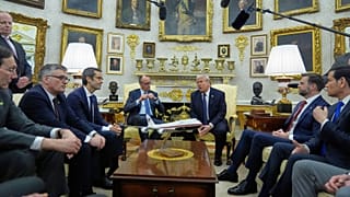 دونالد ترامپ و فردریش مرتس