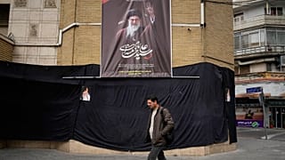 علی خامنه‌ای