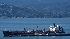 Ein Öltanker liegt an der Chevron-Richmond-Raffinerie in Richmond, Kalifornien. Dritter März 2026.