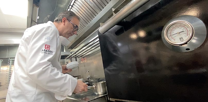 Elías del Toro, chef executivo do restaurante Abades Triana, em Sevilha
