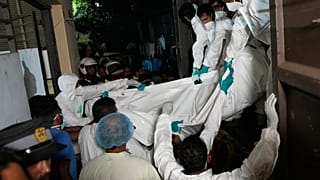 At least 87 dead after US submarine sinks Iranian warship near Sri Lanka