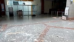 Azerbaycan Dışişleri Bakanlığı'nın İran tarafından Nahçıvan'a düzenlenen bir "İHA saldırısı" olarak nitelendirdiği olayın ardından havalimanındaki hasar, 5 Mart 2026.