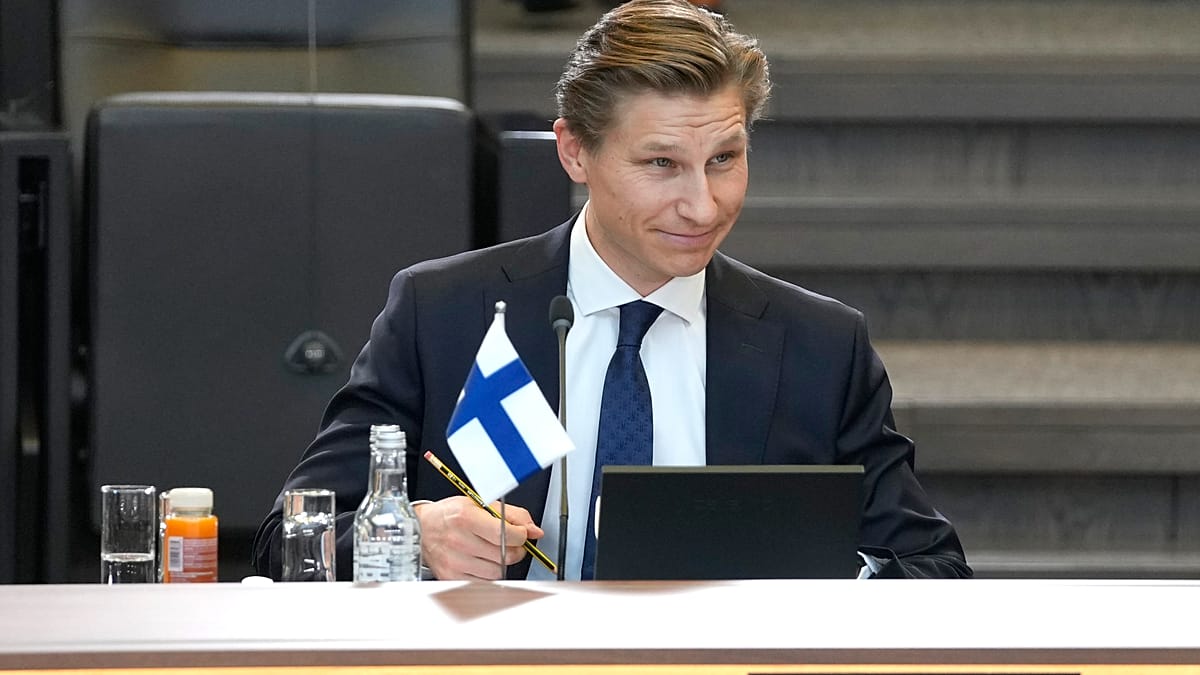 Finlandiya'nın Nükleer Silah Yasağı Kaldırma Planı