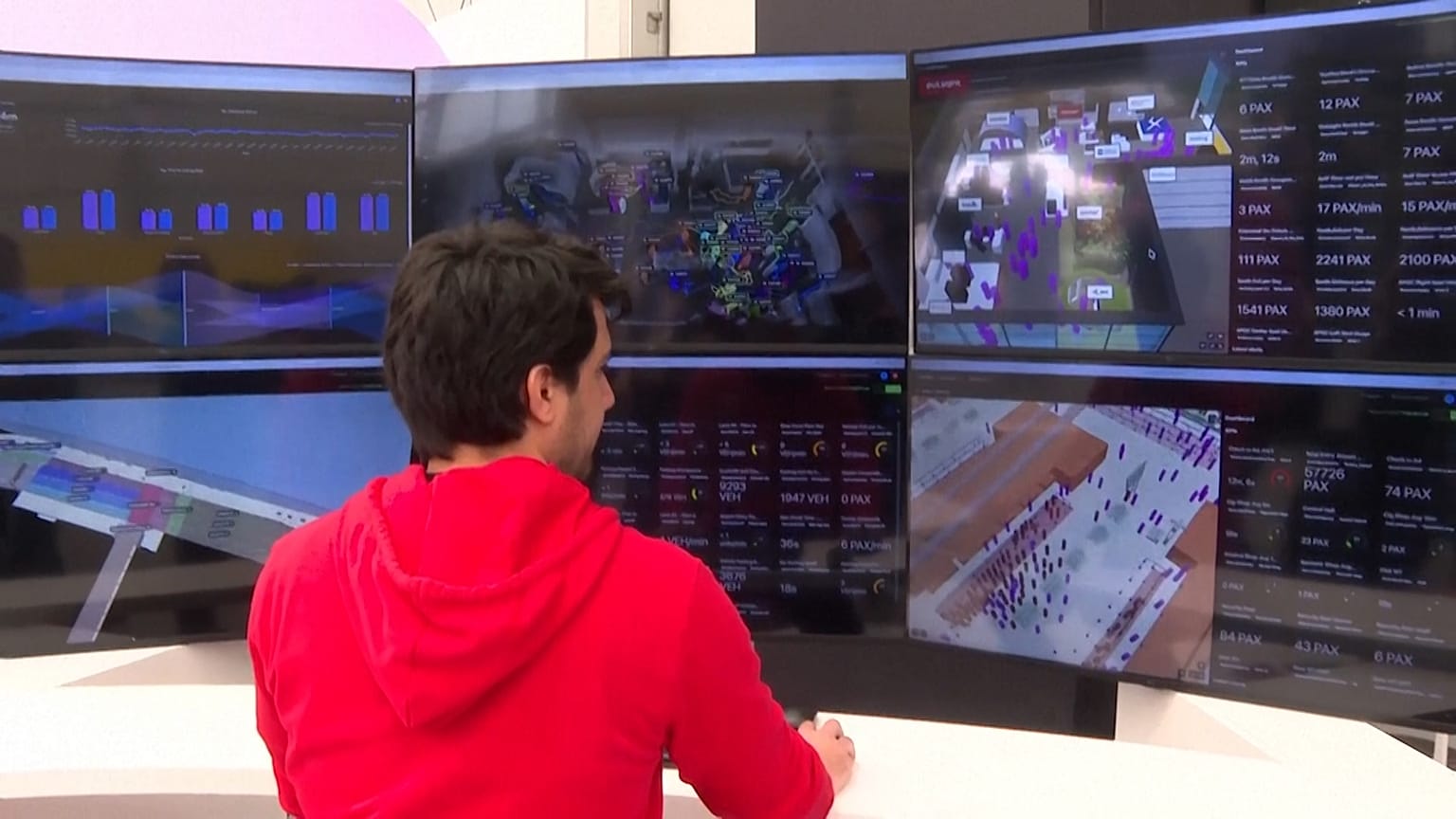 La empresa francesa Outsight ha creado un software que controla y predice cómo se mueven los pasajeros de la entrada a la puerta para hacer los aeropuertos más eficientes.