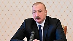 Il presidente dell'Azerbaigian Ilham Aliyev presiede una riunione del Consiglio di sicurezza a Baku, 5 marzo 2026