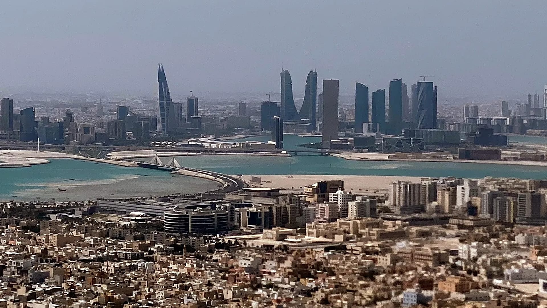ARCHÍVKÉP - Légifelvétel a Bahrain Financial Harbourról. 2021. március 29.