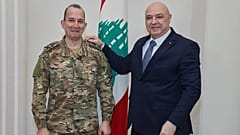 الرئيس اللبناني جوزاف عون يلتقي قائد الجيش رودولف هيكل في بعبدا – 13 مارس 2025.